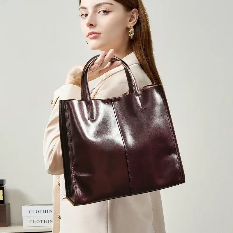 Leather Tote Bag for Women, Genuine First Layer Vegetable-Tanned Leather, Large Capacity, Fashionable and Versatile Handbag
