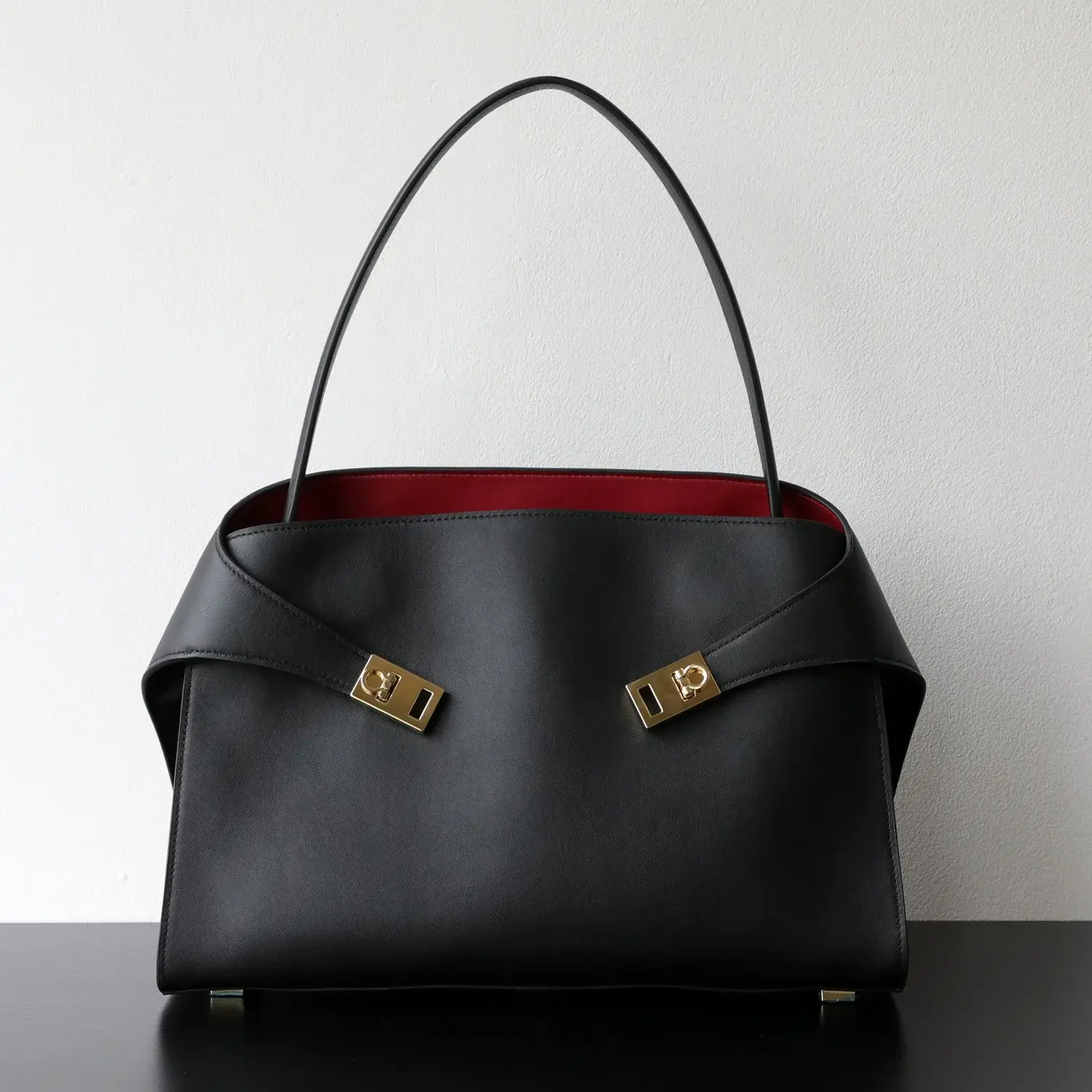 Luxury Genuine Leather Tote Bag for Women, Large Capacity, Top-Grain Cowhide, Handheld Shoulder Bag, HUG Style image 9