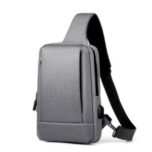 Light grey sling bag for men, front-left view, with a black zip puller and a black strap with a clip