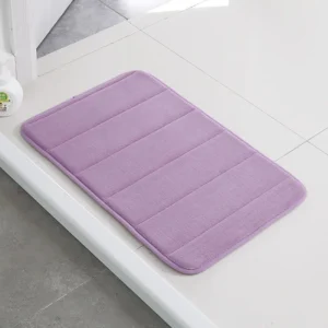 Coral fleece bathroom mat with pearl-like luster