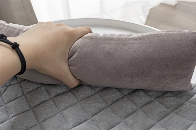 Memory Foam Travel Pillow for Comfortable Sleep – Smart Pick