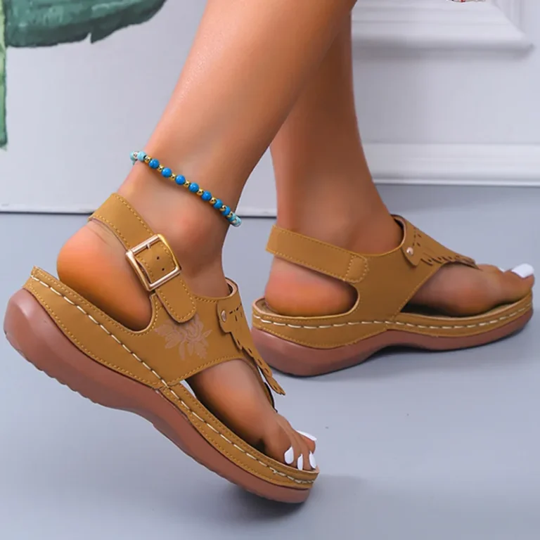 perfect thong wedge sandals for summer